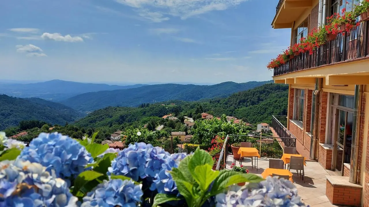 *** Hotel Aparthotel Amelia Dream View Momigno Italy
