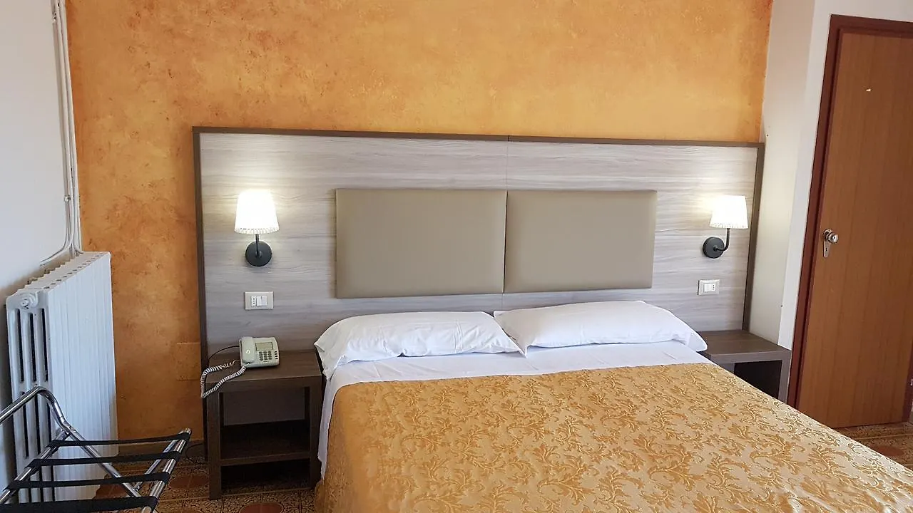 Aparthotel Amelia Dream View Momigno Hotel